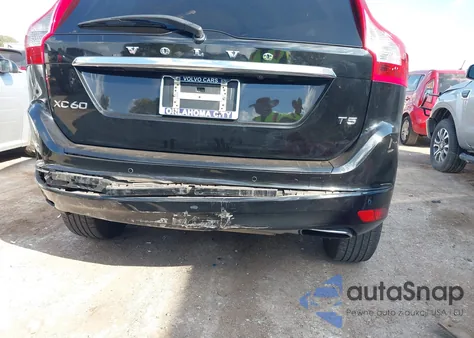 2015 Volvo Xc60 T5 Premier z USA, uszkodzony, nr VIN YV440MDK3F2740379